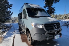 Mueller-Adventure-Wagon-Front-with-Snow-side