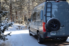 Mueller-Adventure-Wagon-with-picnic-table