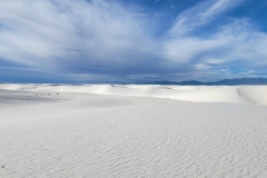 Alkali-Flats-sand-with-a-wisp-of-cloud