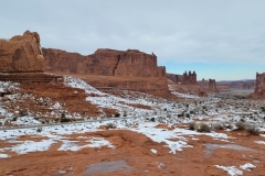 Arches-in-Winter-road-and-overlook