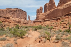 Park-Avenue-Trail-Long-view-bottom-of-stairs