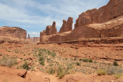 Park-Avenue-Trail-top-of-staircase
