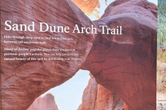 Arches-Sand-Dune-Arch-Sign