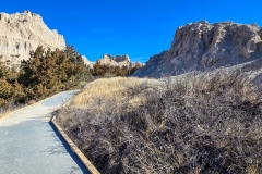 Cliff-Shelf-Nature-Trail-walk-up-to-rock-ridges