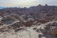 Badlands-Door-Trail-building-to-the-wall