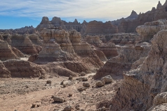 Badlands-Door-Trail-smaller-hoodoos