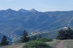 Bald-Mountain-Boulder-the-green-hillside