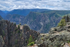 Black-Canyon-Rim-Rock-Trail-First-canyon-view