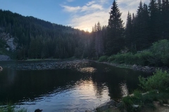 Bloods-Lake-trail-Blood-Lake-sun
