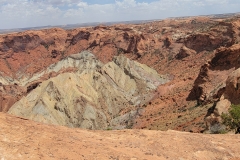 Canyonlands-Upheaval-Dome-2nd-overlook-white-rock
