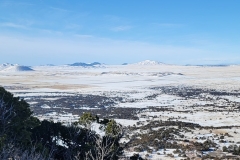 Capulin-Volcano-Outer-rim-snowy-mounds