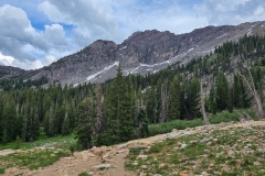 Cecret-Lake-Mid-trail-with-mountains