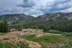 Cecret-Lake-valley