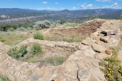 Chimney-Rock-National-Monument-walls-and-view