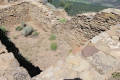 Chimney-rock-national-monument-outer-chamber-close