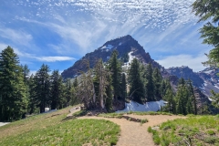 Crater-Lake-Sun-Notch-Trail-and-Mountain