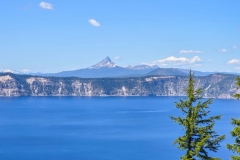 Crater-Lake-Sun-Notch-med-with-peaks