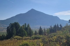Crested-Butte-Lower-Loop-giant-mountain-in-shade