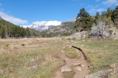 Cub-Lake-and-Pool-Loop-trail-mountains