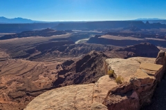Dead-Horse-Rim-loop-wide-canyon
