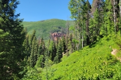 Dolores-Geyser-opening-at-top