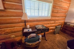 Double-Arrow-Lodge-Desk