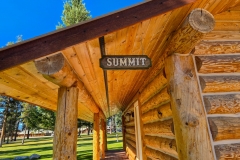 Double-Arrow-Lodge-Summit-Sign