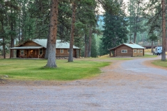 Double-arrow-lodge-cabins-2