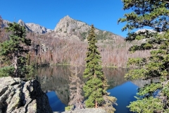 Fern-and-Odessa-Lakes-Fern-Lake-opposite-side-reflection