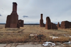Hiking-Fort-Union-West-Side