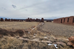 Hiking-Fort-Union-wide-shot-of-east-side