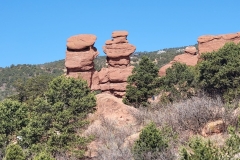 Garden-of-the-Gods-twin-sisters-first-view
