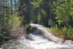 Gloria-Falls-First-River-Crossing