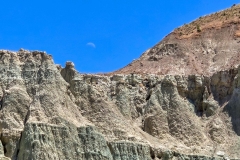 John-Day-Island-in-time-white-wall-top-wall