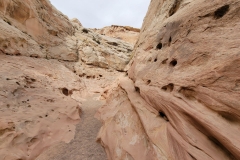 Little-Wildhorse-Canyon-path-sided