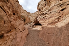 Little-Wildhorse-Canyon-starting-to-narrow