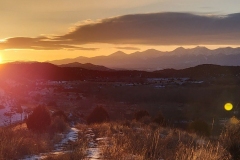 Longs-Canyon-Sunset-with-mountains