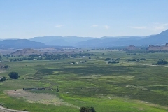 Lookout-Mountain-Del-Norte-Green-Fields-mountain-Back
