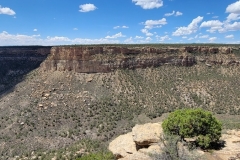 Mesa-Verde-National-Park-Navajo-Overlook-across