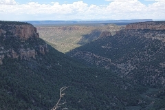 mesa-verde-national-park-navajo-canyon-close-canyon