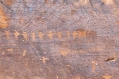 Moab-Petroglyph-chain-medium