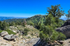 Mores-Mountain-peak