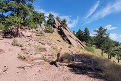 Mount-Sanitas-rocky-trail-towards-the-top