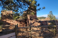 Mt-Falcon-Walker-Ruins-3