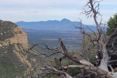 Point-Lookout-Mesa-Verde-three-qtr-mesa-and-sleeping-ute