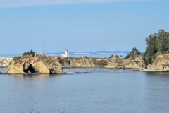 Shore-Acres-Lighthouse-good-frame
