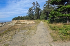 Shore-Acres-narrow-path-near-edge