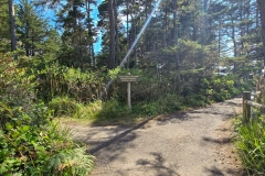 Shore-Acres-start-of-trail