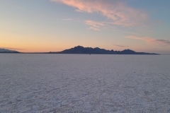 Salt-Flat-Sunset-side-mountains