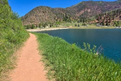 Sylvan-Lake-Loop-backside-trail-next-to-lake-long